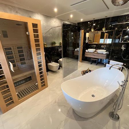 Afrodita Wellness Essence พลิตวิชกา เยเซรา ภายนอก รูปภาพ