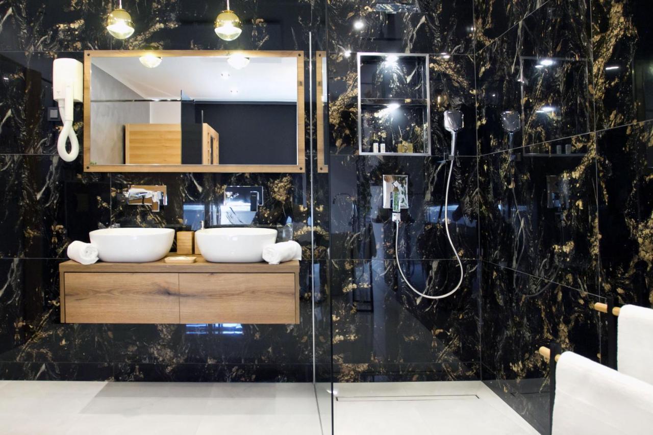Afrodita Wellness Essence พลิตวิชกา เยเซรา ภายนอก รูปภาพ