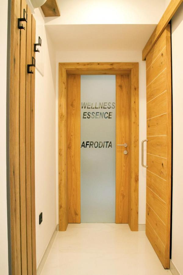 Afrodita Wellness Essence พลิตวิชกา เยเซรา ภายนอก รูปภาพ