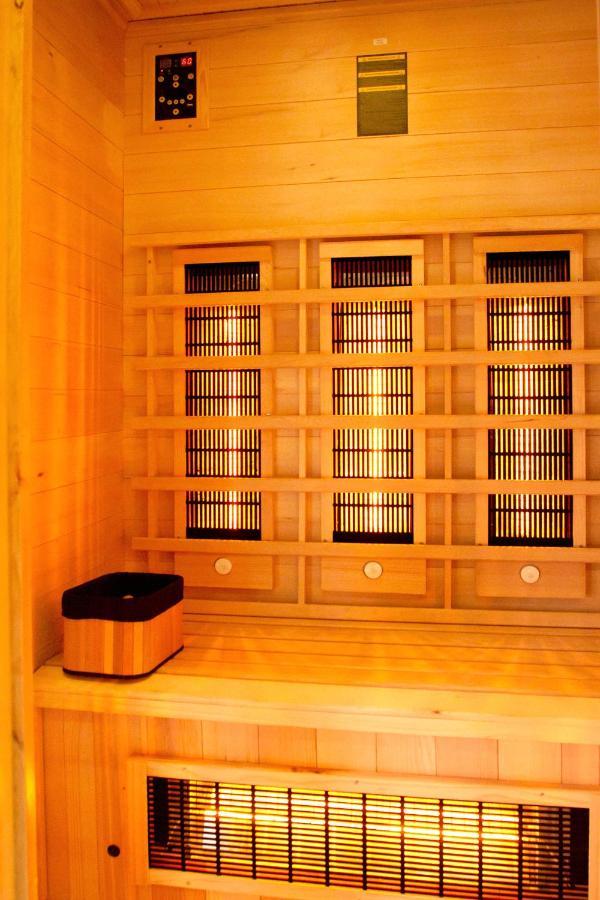 Afrodita Wellness Essence พลิตวิชกา เยเซรา ภายนอก รูปภาพ