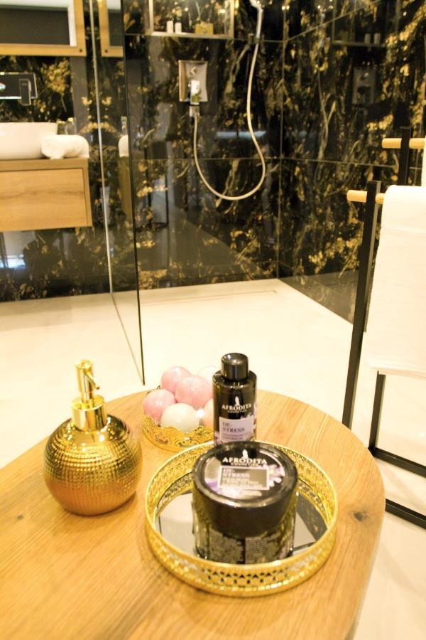 Afrodita Wellness Essence พลิตวิชกา เยเซรา ภายนอก รูปภาพ