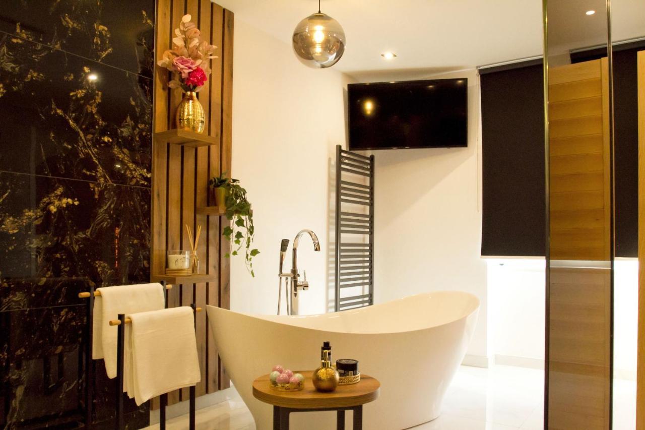 Afrodita Wellness Essence พลิตวิชกา เยเซรา ภายนอก รูปภาพ